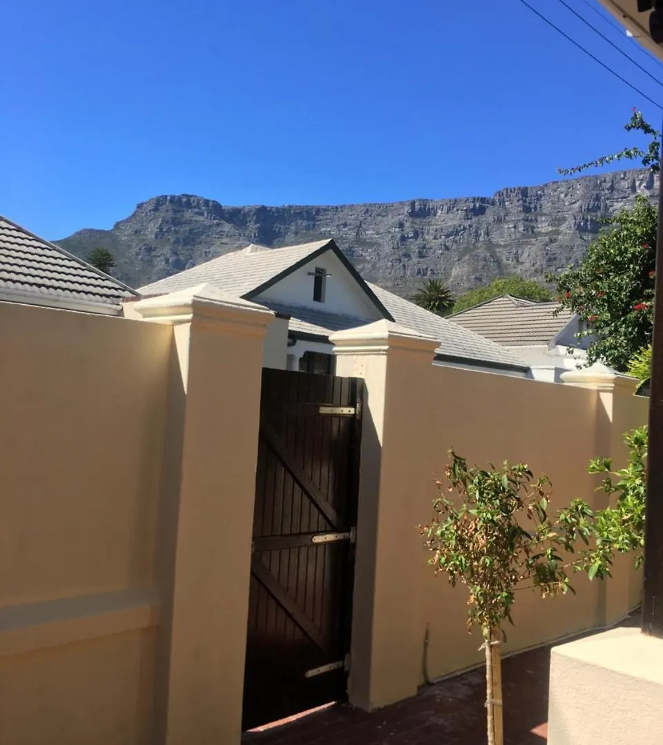 Oma'S Home Cape Town
